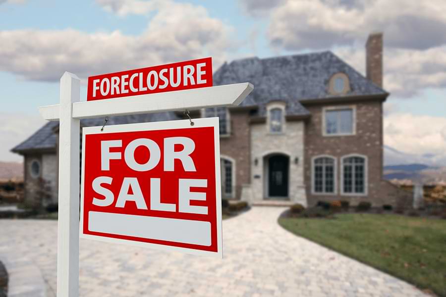 Make Smart Investments By Investing In Pre-Foreclosure Houses